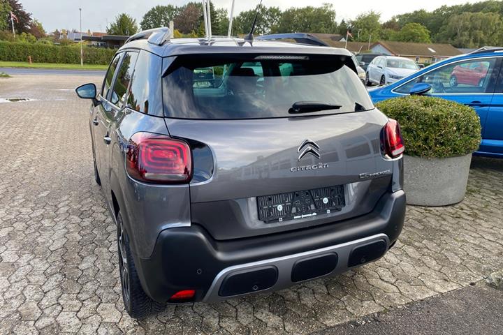 Grå Citroën C3 Aircross fra 2024