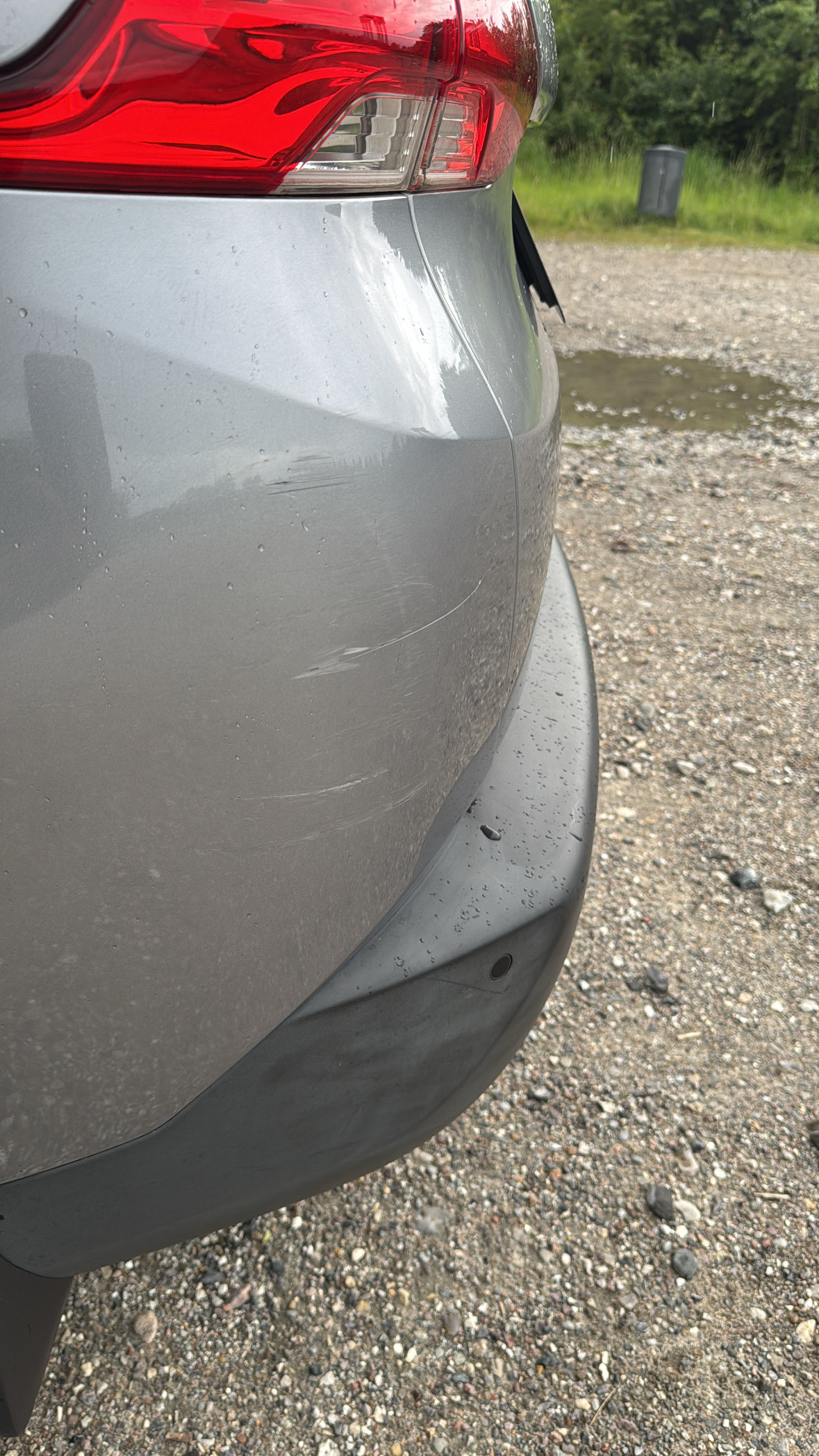 Grå Peugeot 2008 fra 2013