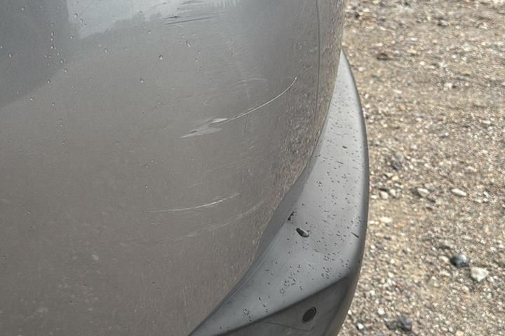 Grå Peugeot 2008 fra 2013