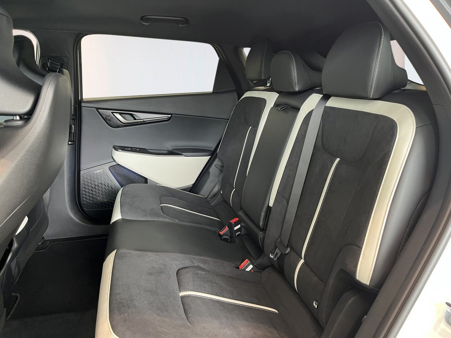 Hvid Kia EV6 fra 2026