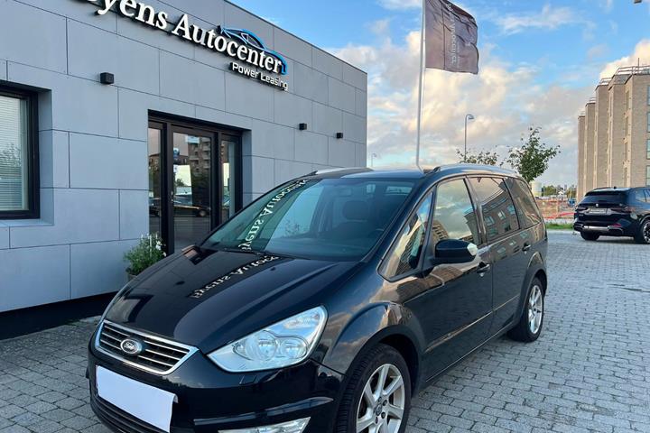 undefined Ford Galaxy fra 2012 set udefra