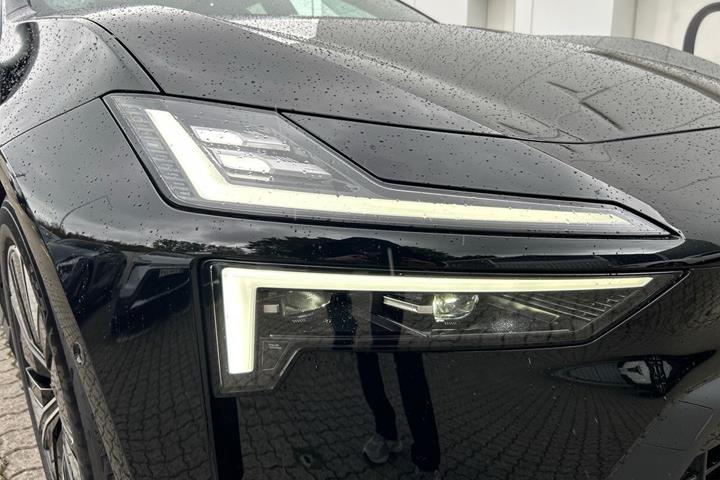 undefined Polestar 4 fra 2026