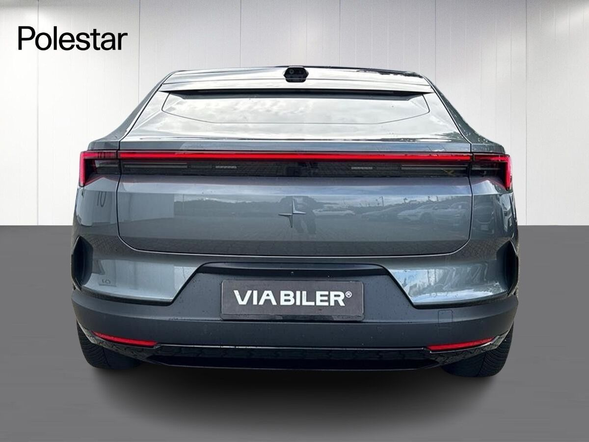 undefined Polestar 4 fra 2026