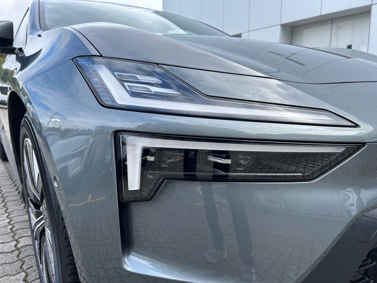 undefined Polestar 4 fra 2026