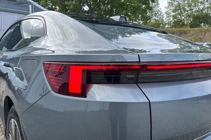 undefined Polestar 4 fra 2026