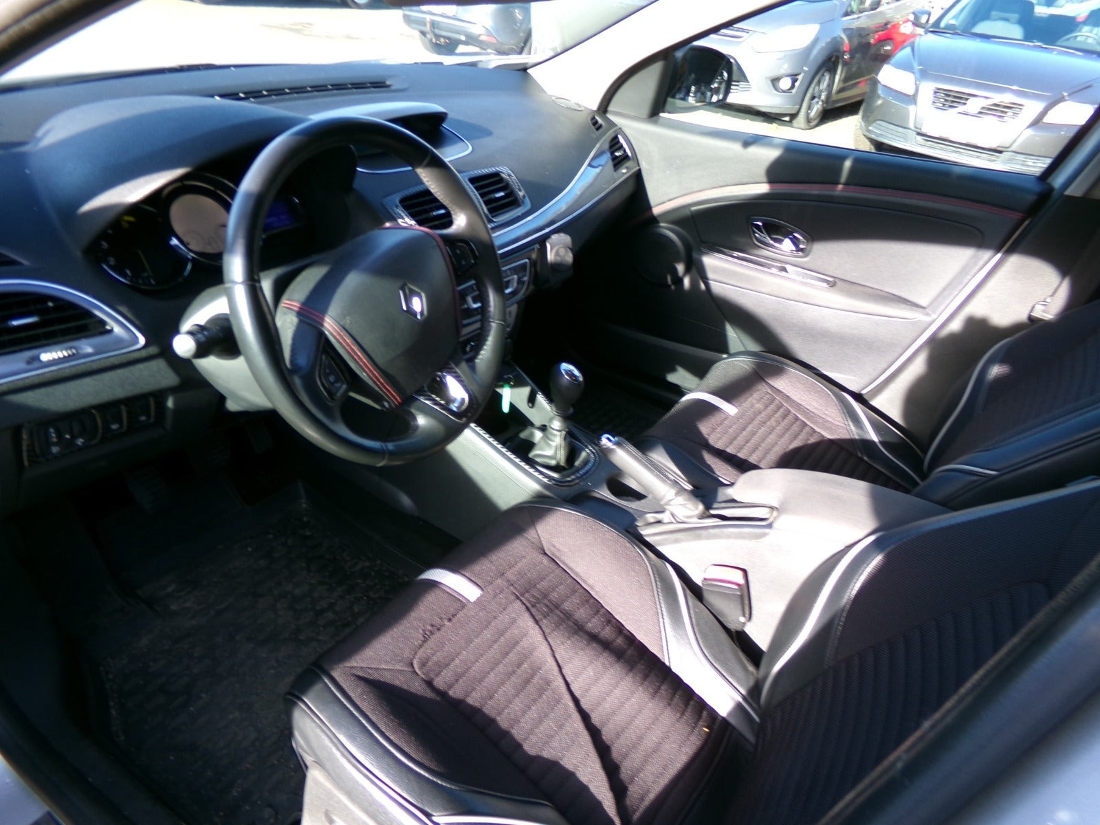 undefined Renault Megane III fra 2014