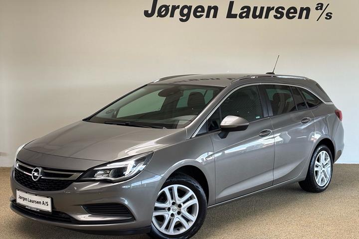 Grå Opel Astra fra 2016