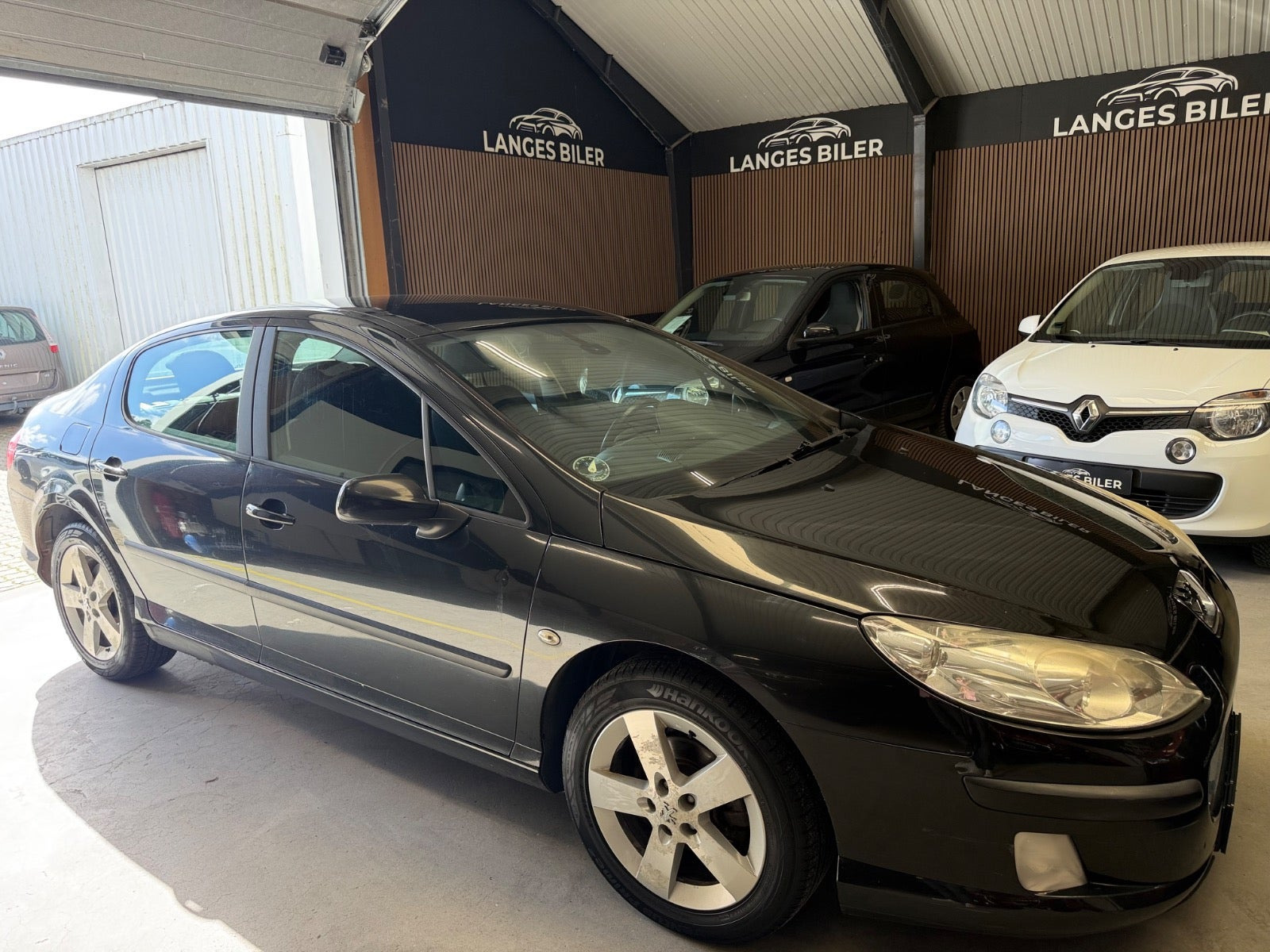 Sort Peugeot 407 fra 2007