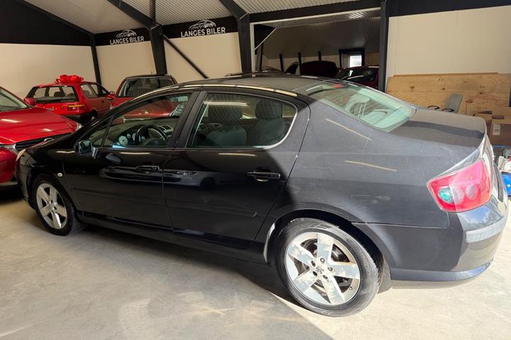 Sort Peugeot 407 fra 2007