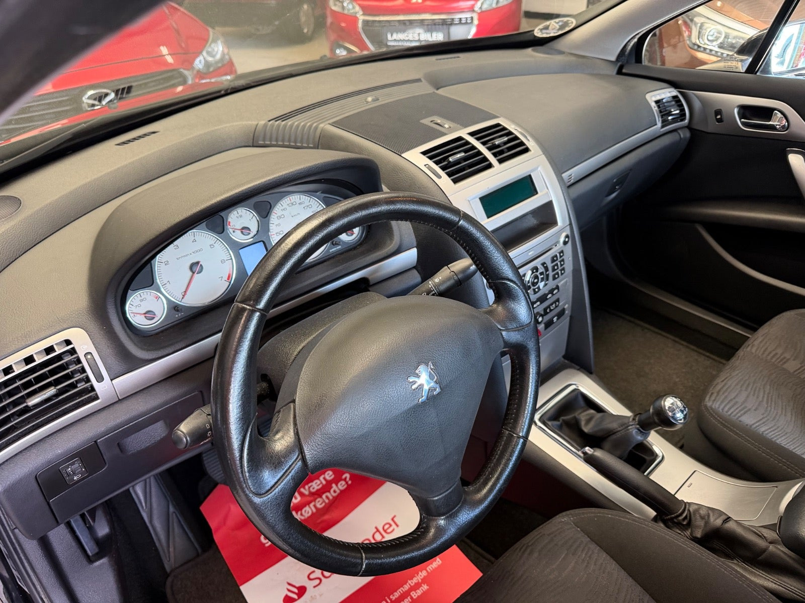 Sort Peugeot 407 fra 2007