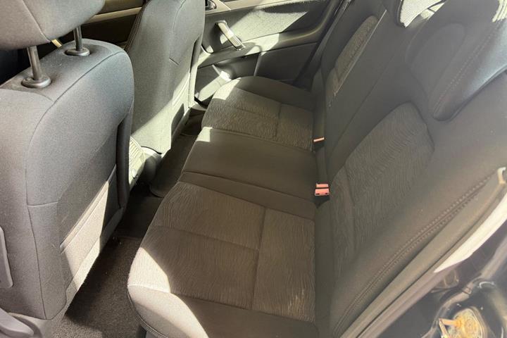 Sort Peugeot 407 fra 2007