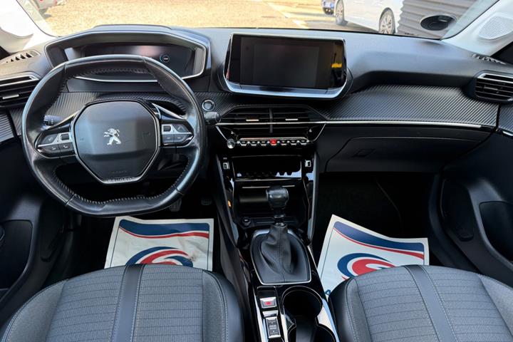 undefined Peugeot 208 fra 2021