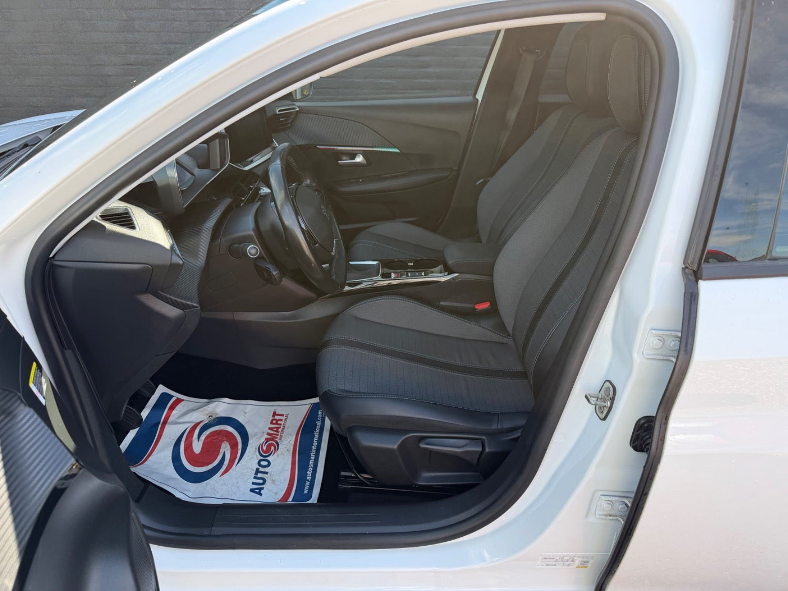undefined Peugeot 208 fra 2021