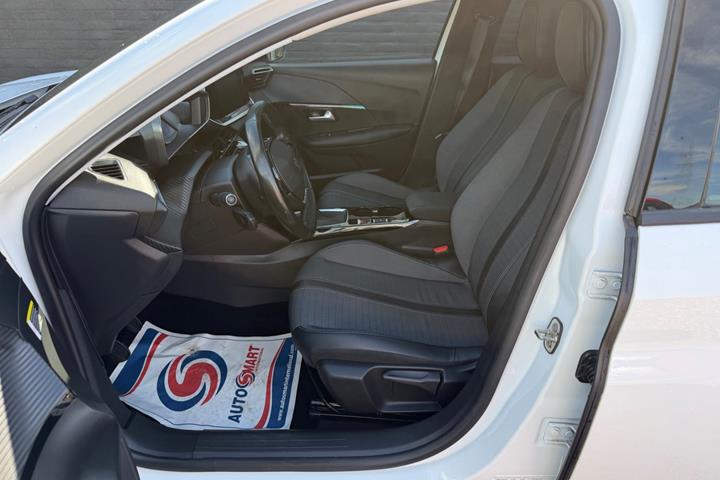 undefined Peugeot 208 fra 2021