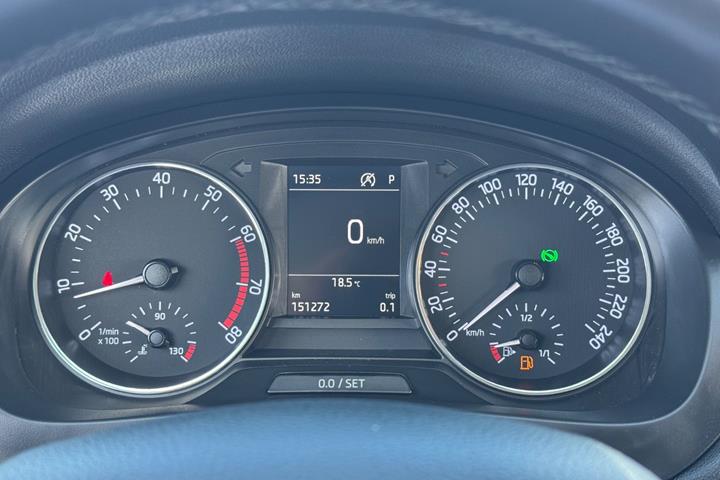 Hvid Skoda Rapid fra 2017