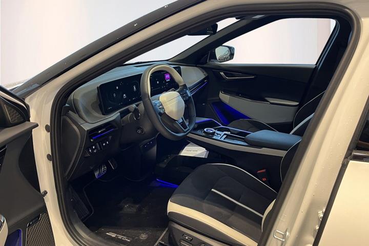Hvid Kia EV6 fra 2025