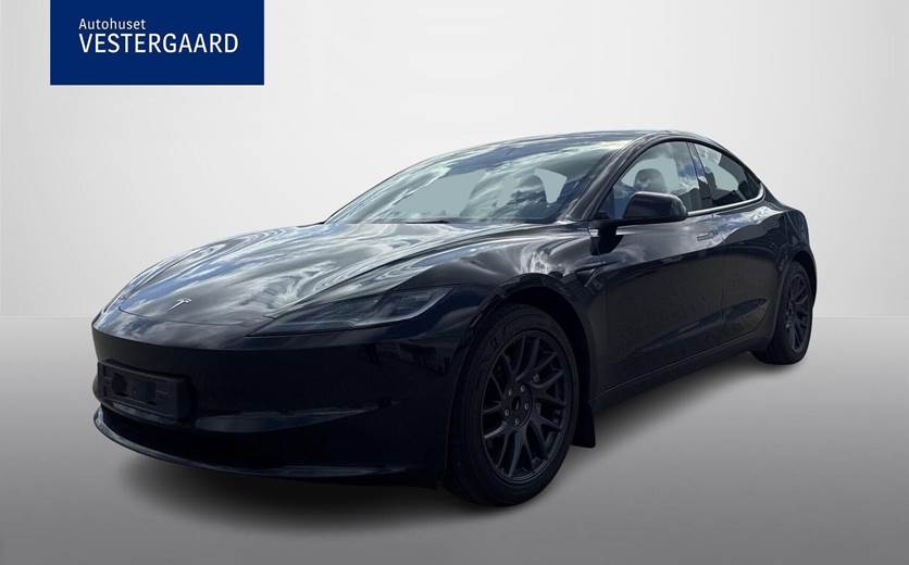 Tesla Model 3 RWD