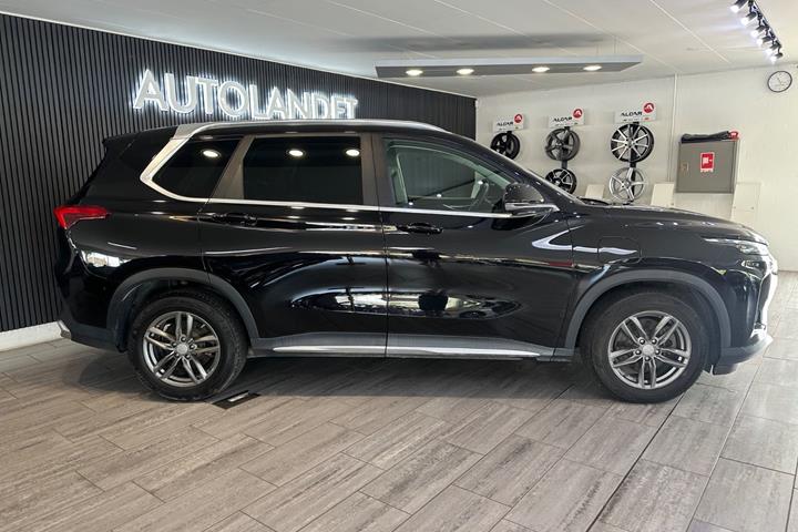 Sort Maxus Euniq6 fra 2022