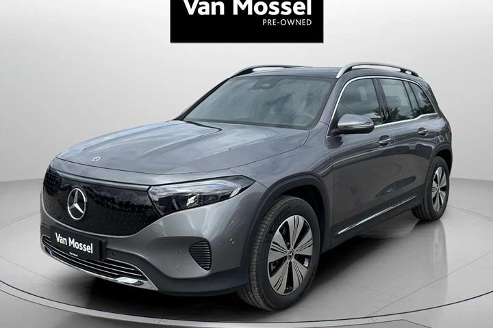 Grå Mercedes EQB250+ fra 2025
