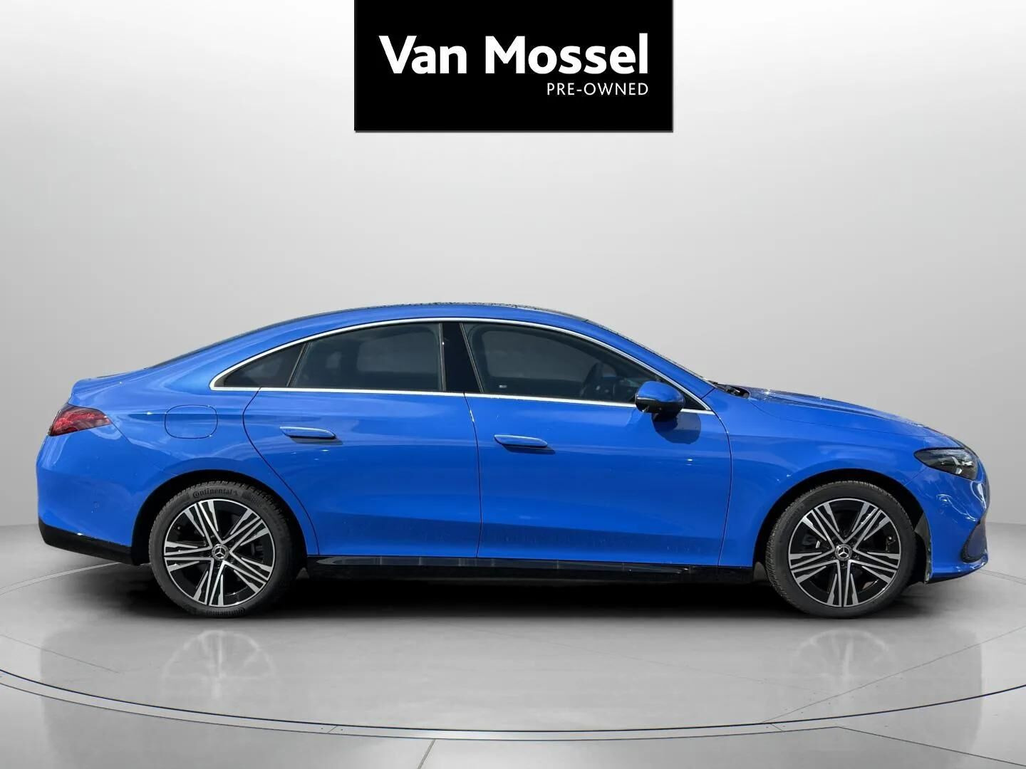 Sort Mercedes CLA250+ fra 2025