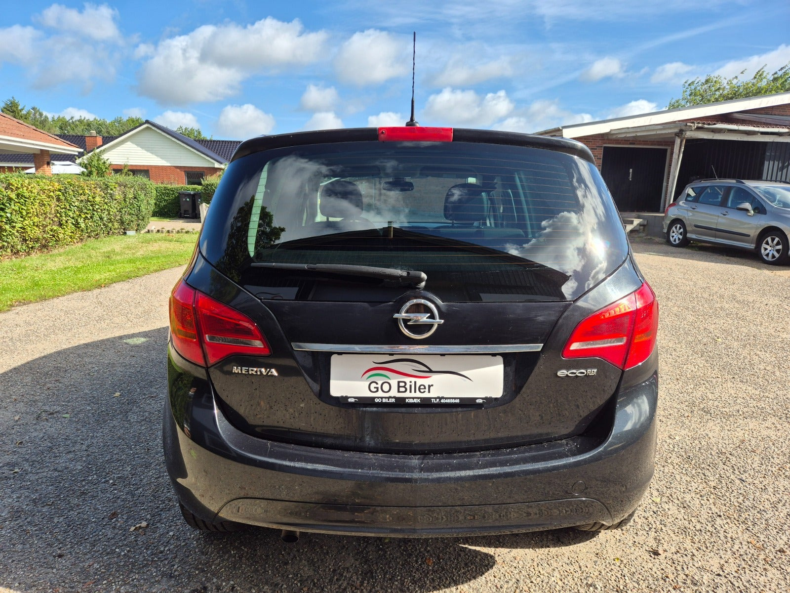 Grøn Opel Meriva fra 2012