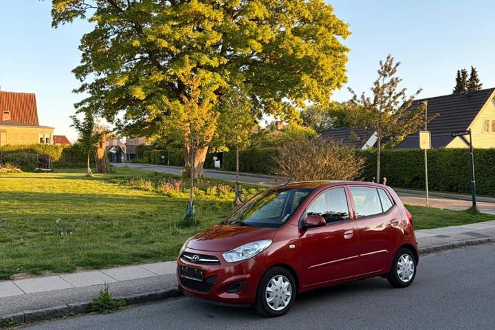 Grøn Hyundai i10 fra 2011