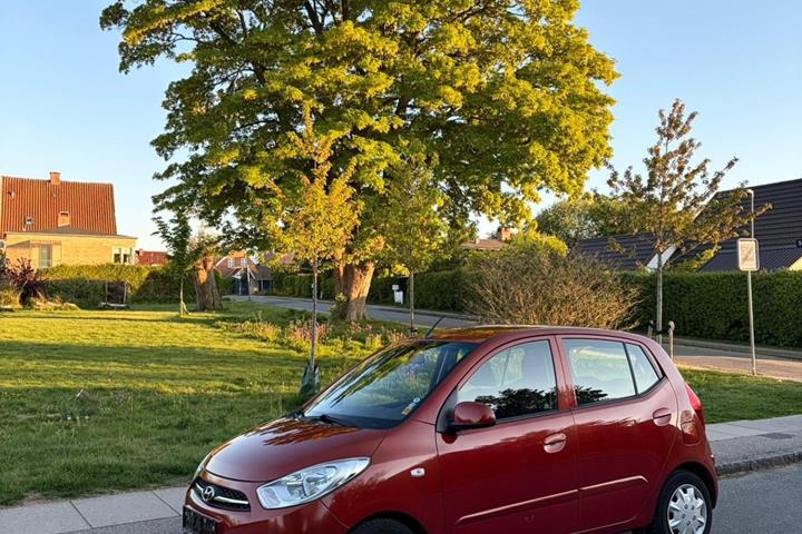 Grøn Hyundai i10 fra 2011