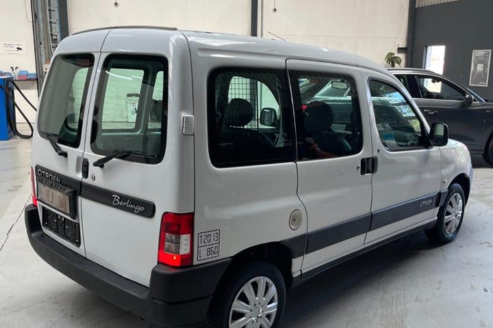 Hvid Citroën Berlingo fra 2007