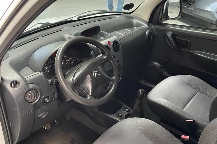 Hvid Citroën Berlingo fra 2007