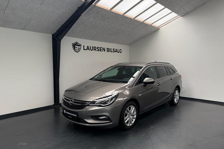 Grå Opel Astra fra 2017