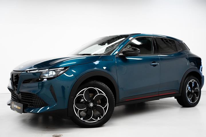 undefined Alfa Romeo Junior fra 2025