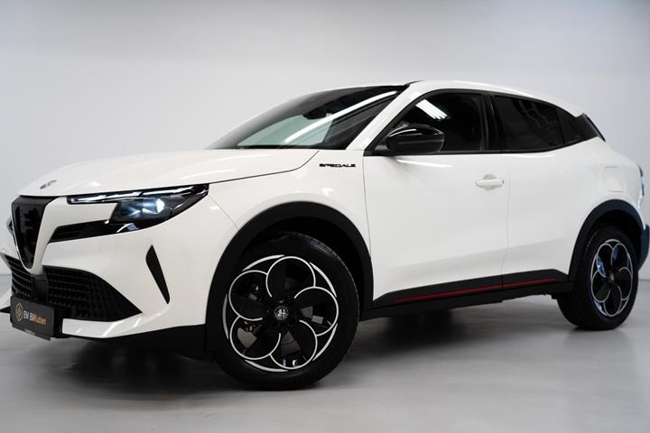 undefined Alfa Romeo Junior fra 2025