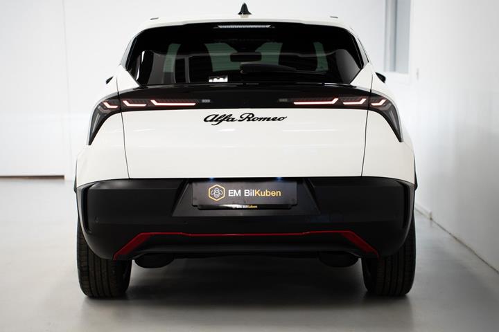 undefined Alfa Romeo Junior fra 2025