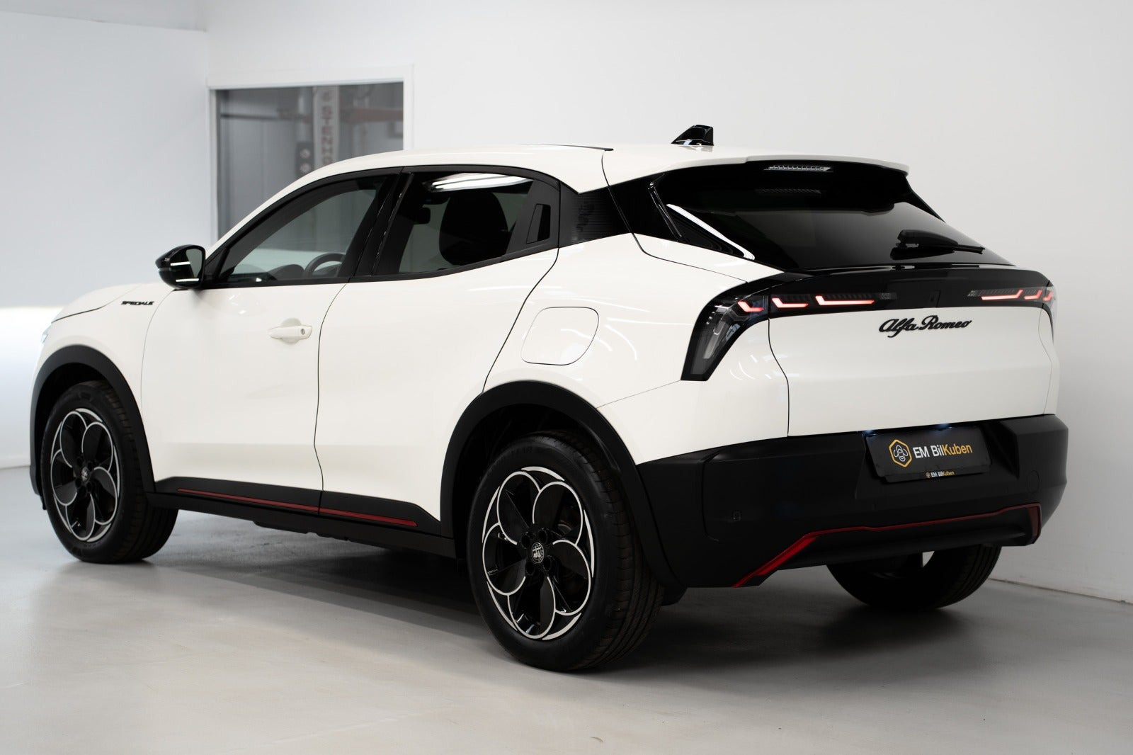undefined Alfa Romeo Junior fra 2025