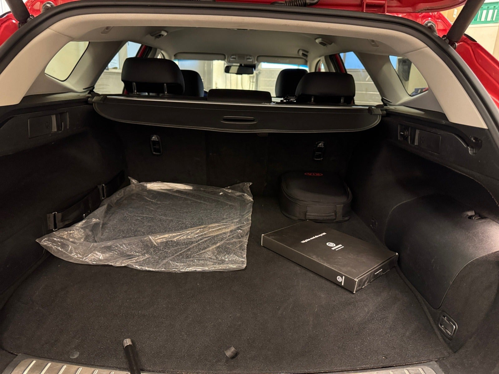 Rød Kia Optima fra 2020