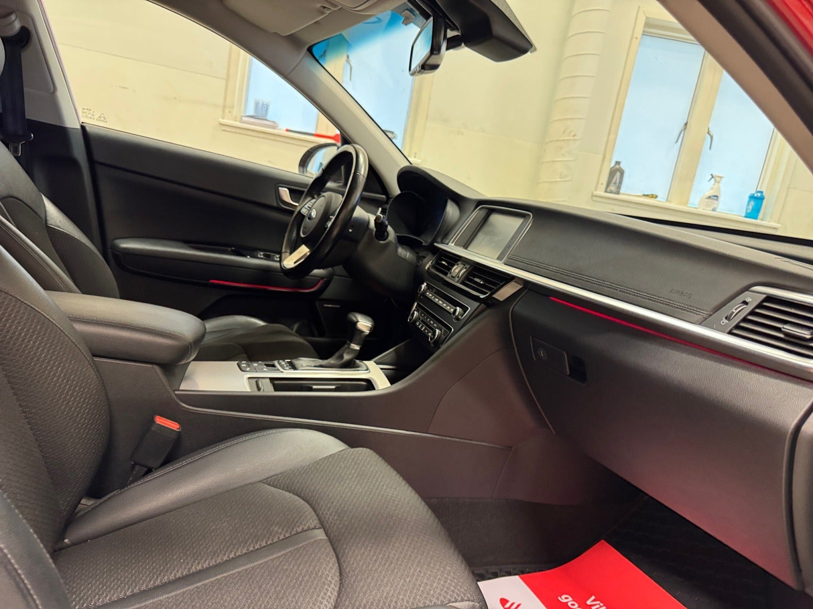 Rød Kia Optima fra 2020