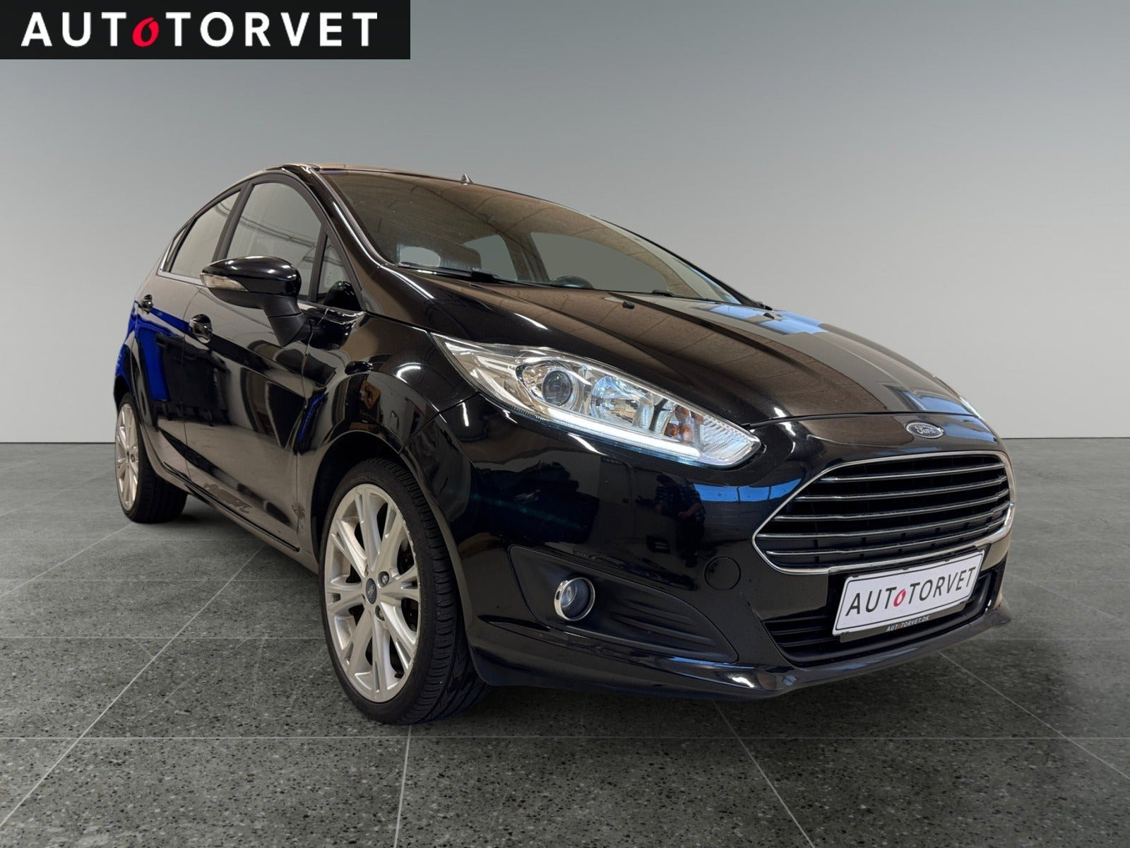 Sort Ford Fiesta fra 2014