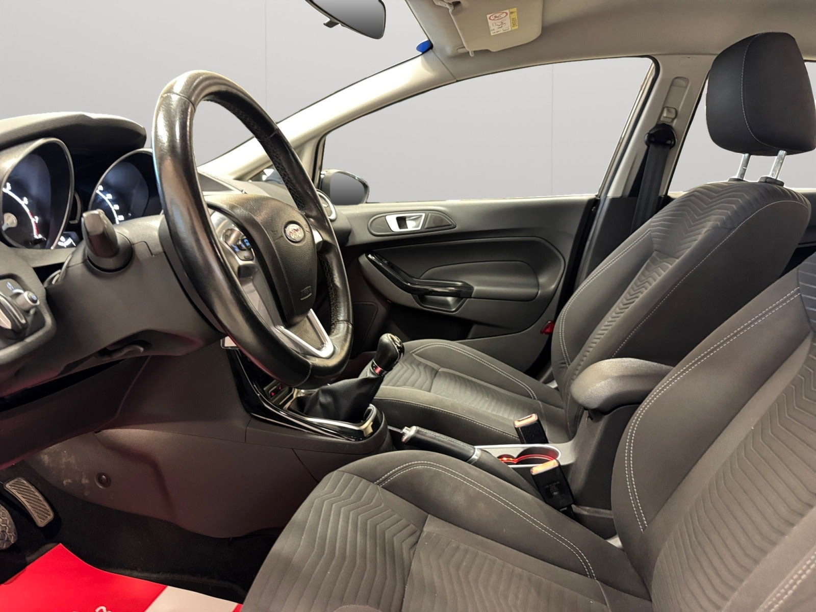 Sort Ford Fiesta fra 2014