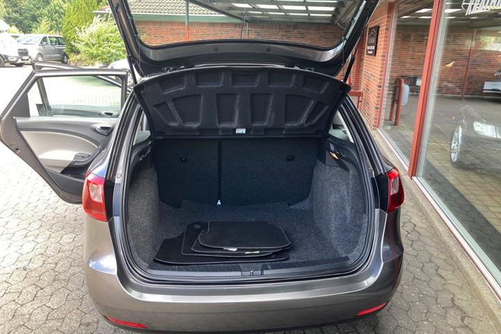 Grå Seat Ibiza fra 2016