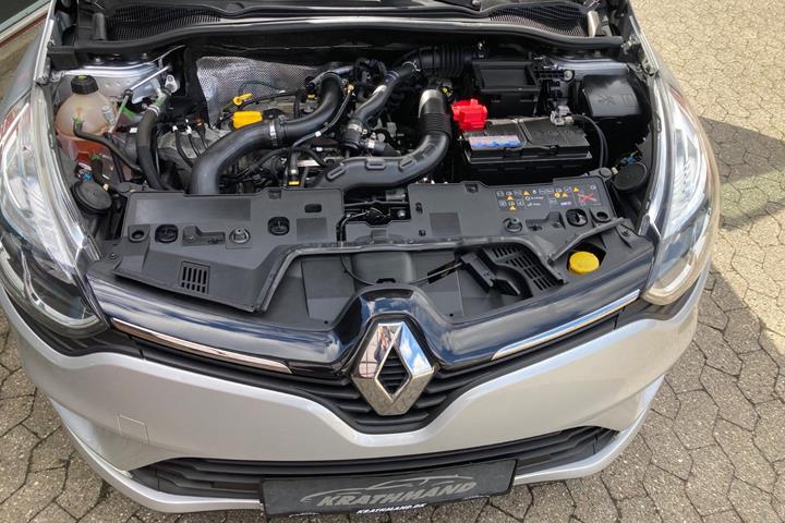 Sølv Renault Clio IV fra 2019