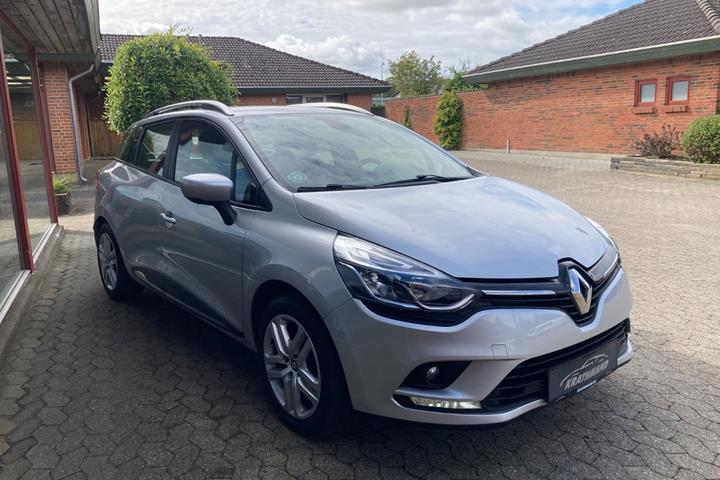 Sølv Renault Clio IV fra 2019