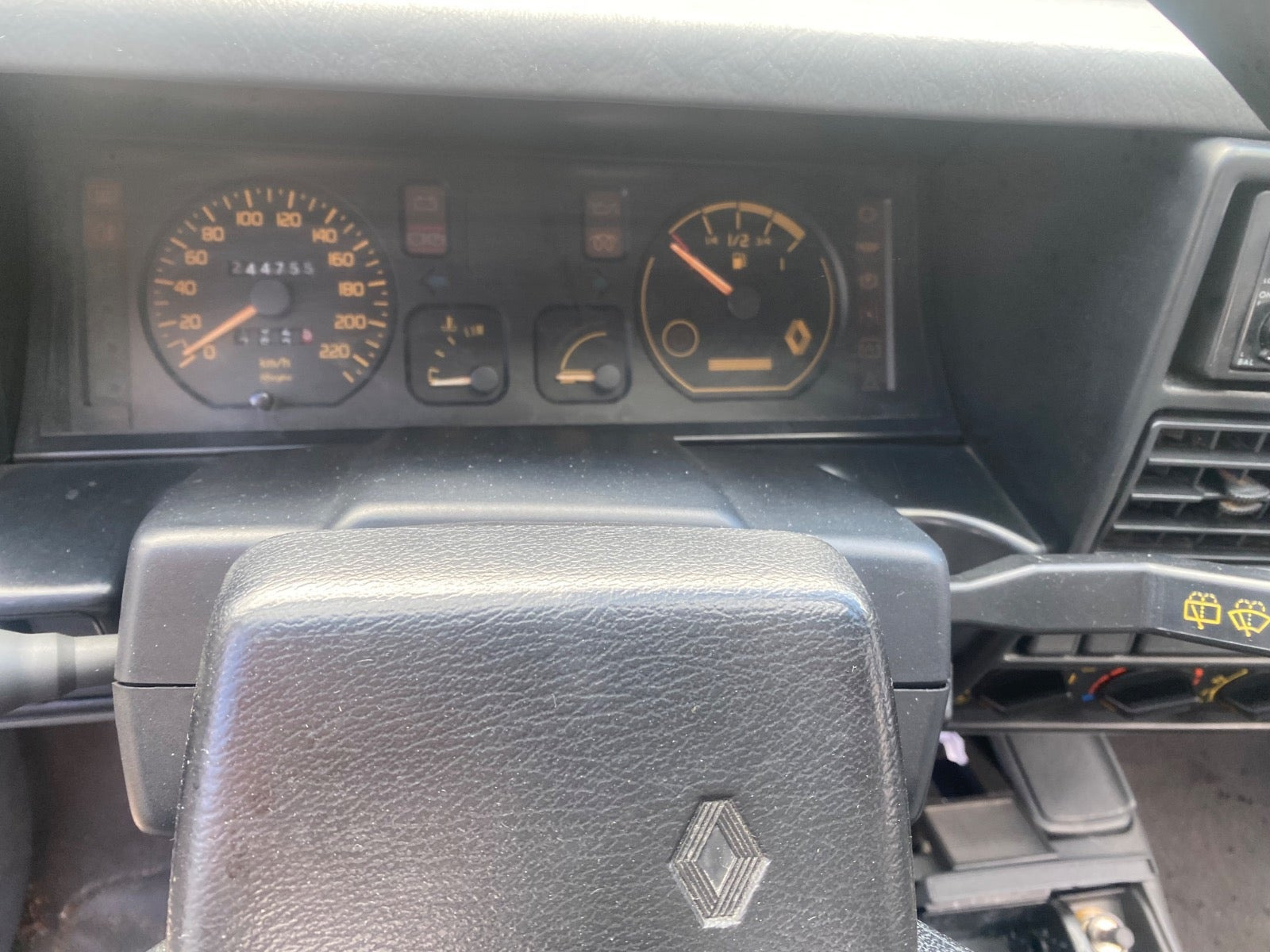 undefined Renault 19 fra 1989 set indefra