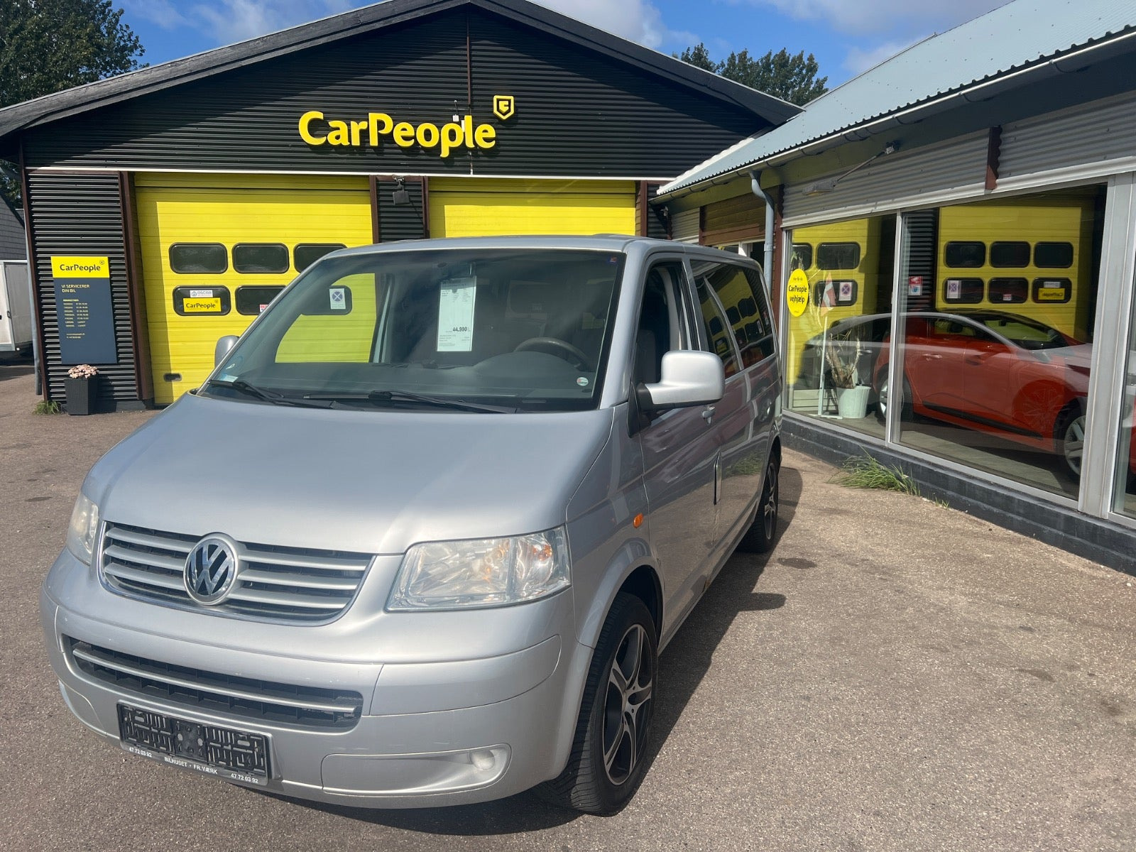 VW Transporter 2,5 TDi 130 Kassevogn aut. lang