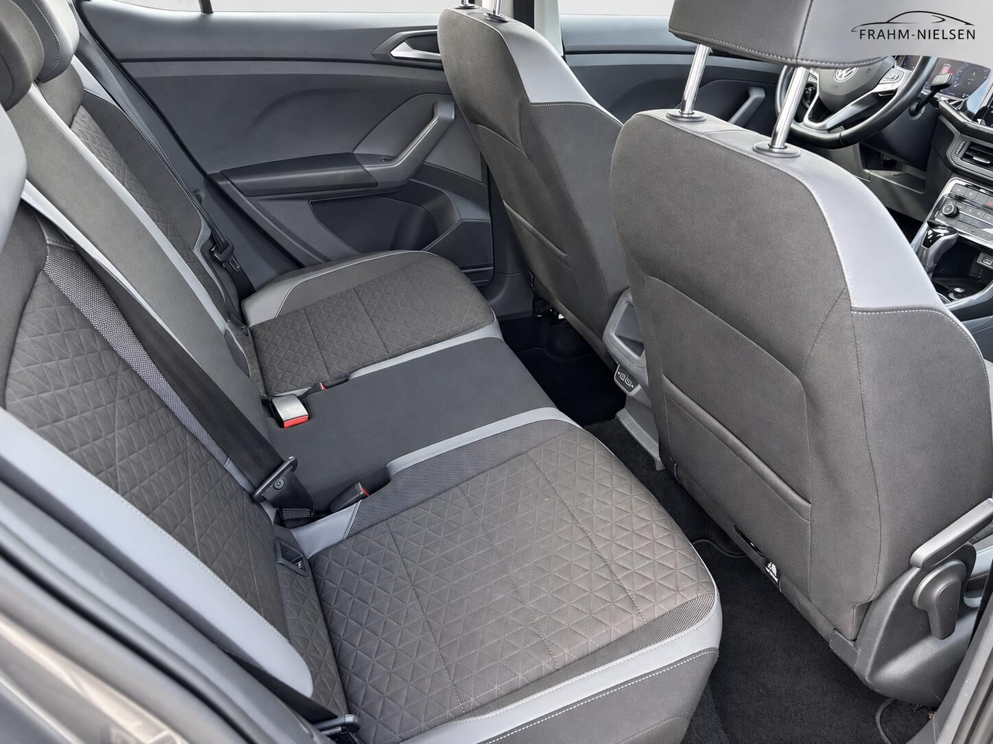 Grå VW T-Cross fra 2020