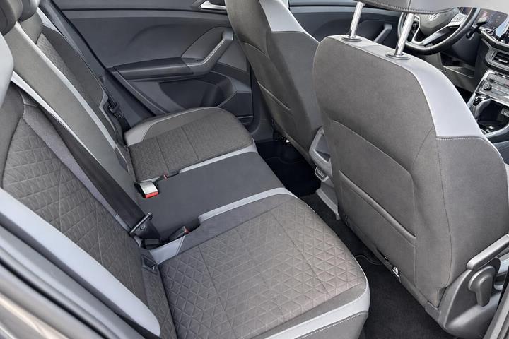 Grå VW T-Cross fra 2020