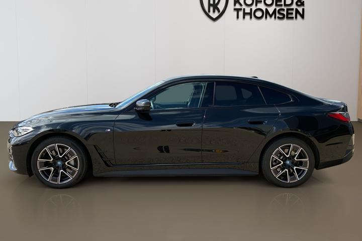 Sort BMW i4 fra 2023