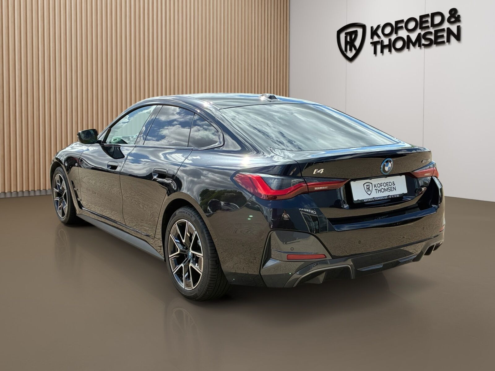 Sort BMW i4 fra 2023