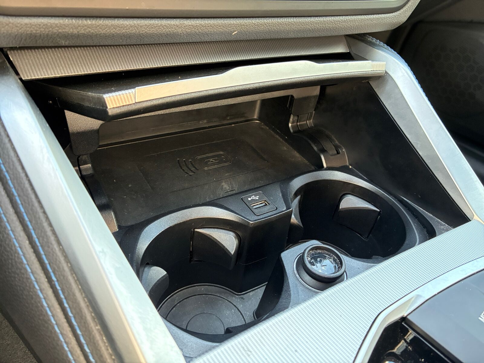 Sort BMW i4 fra 2023