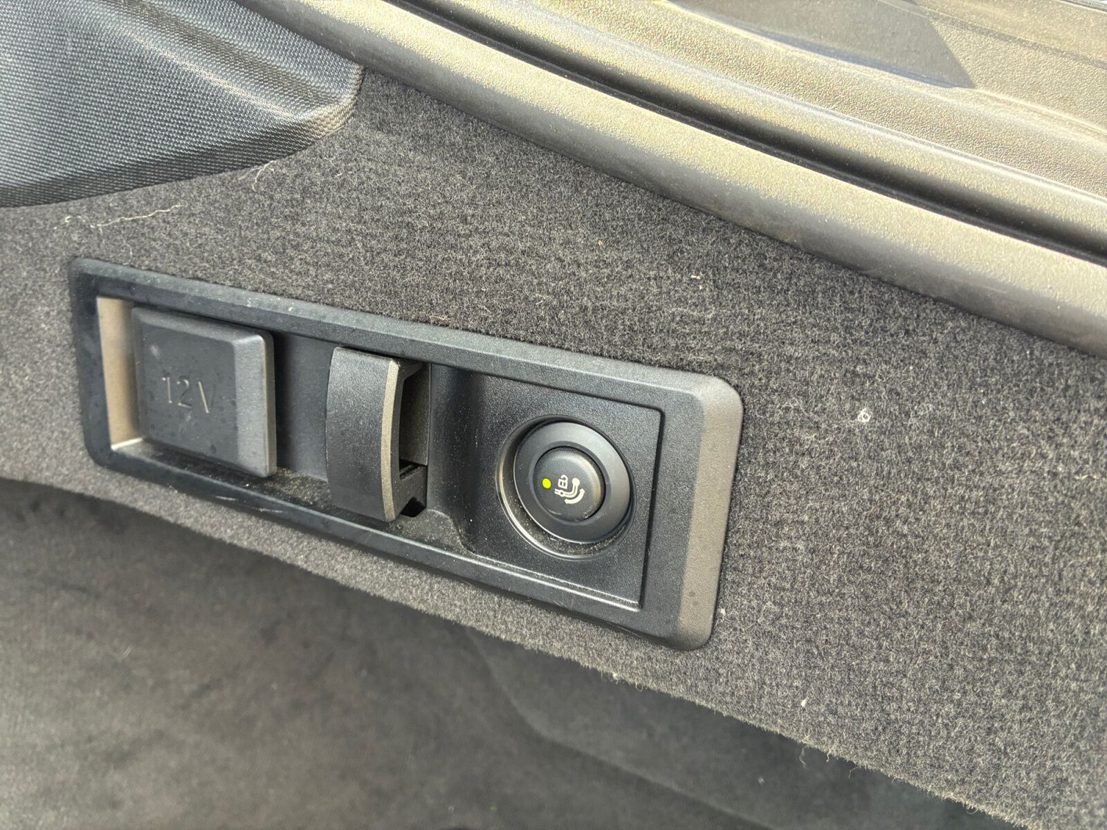 Sort BMW i4 fra 2023