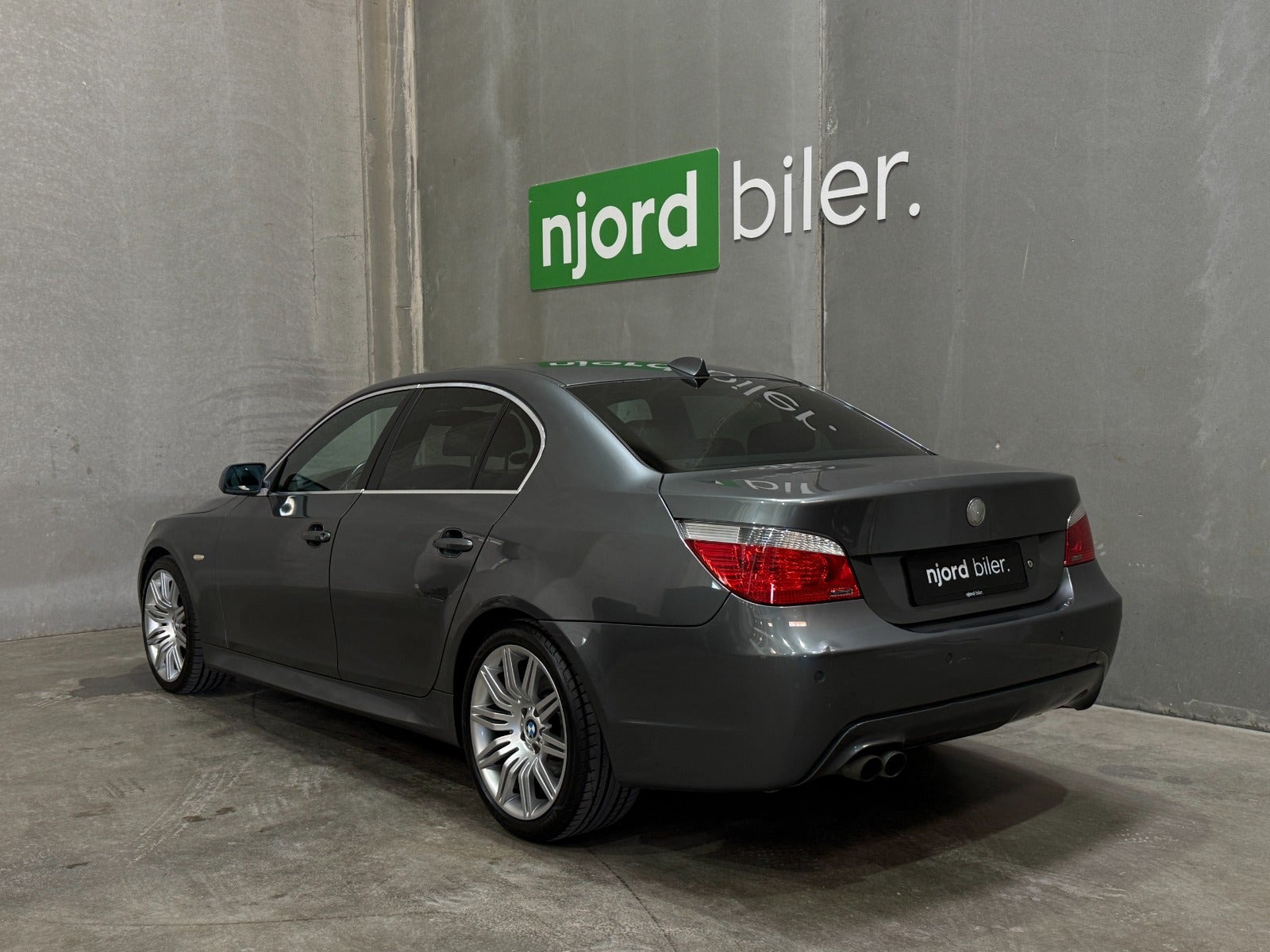 undefined BMW 550i fra 2005